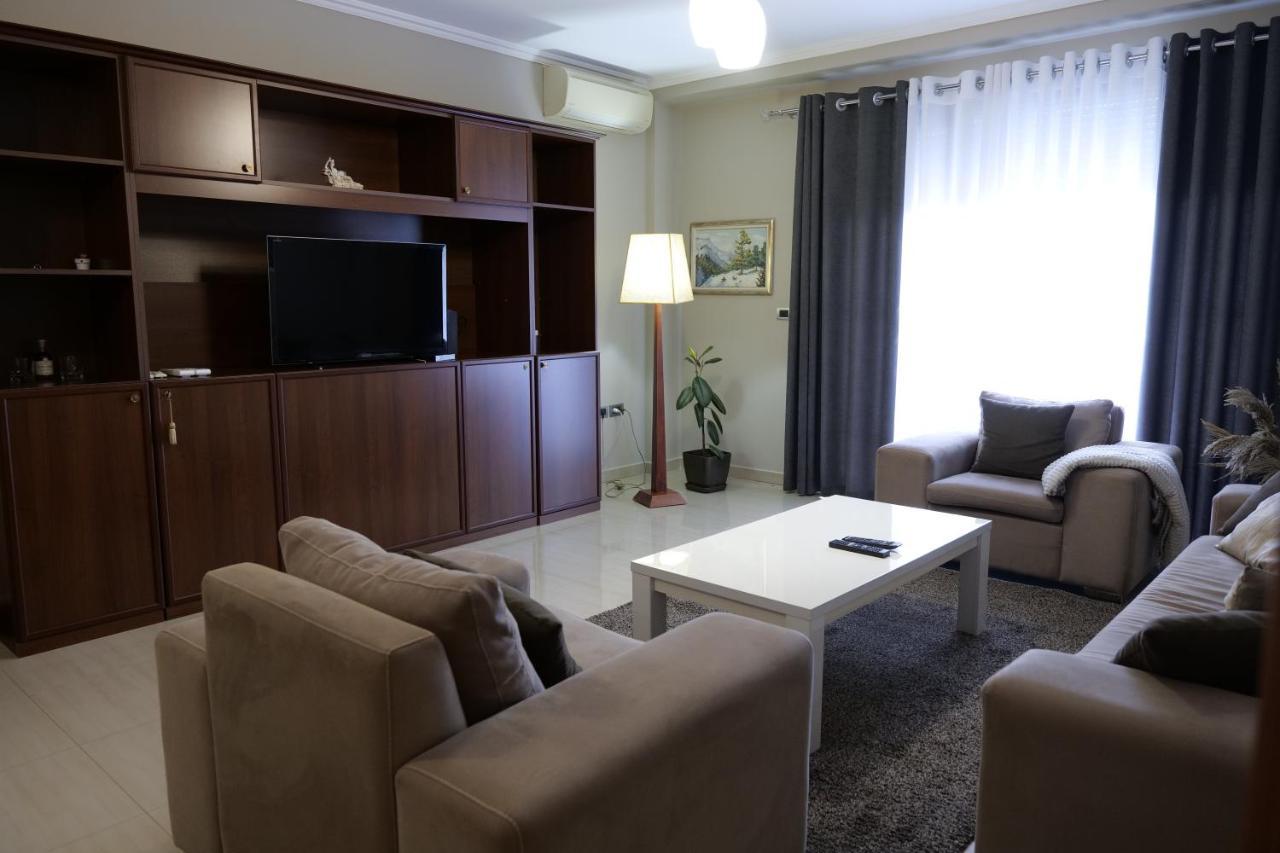 Luxury Condo In Тирана Экстерьер фото