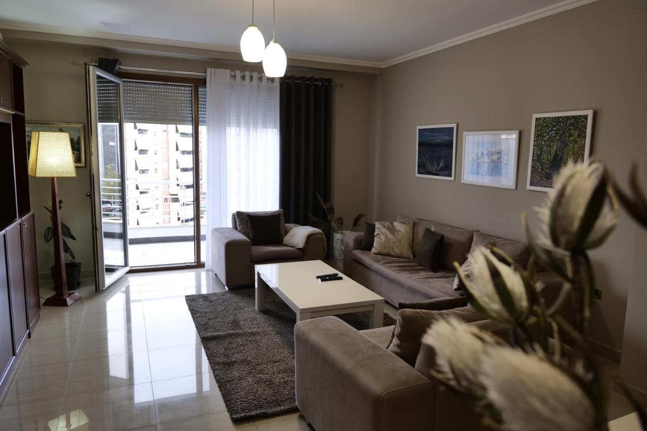 Luxury Condo In Тирана Экстерьер фото
